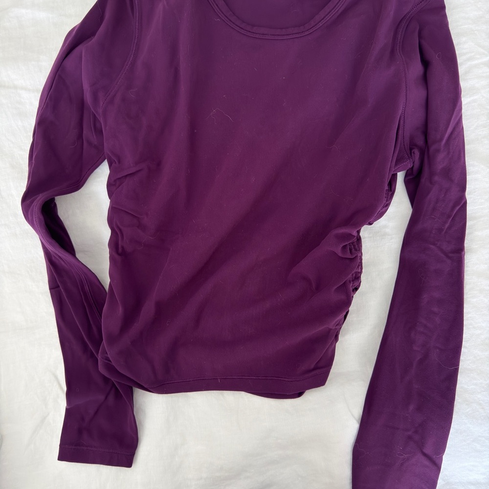 lululemon athletica Long Sleeve Tee in Deep Plum